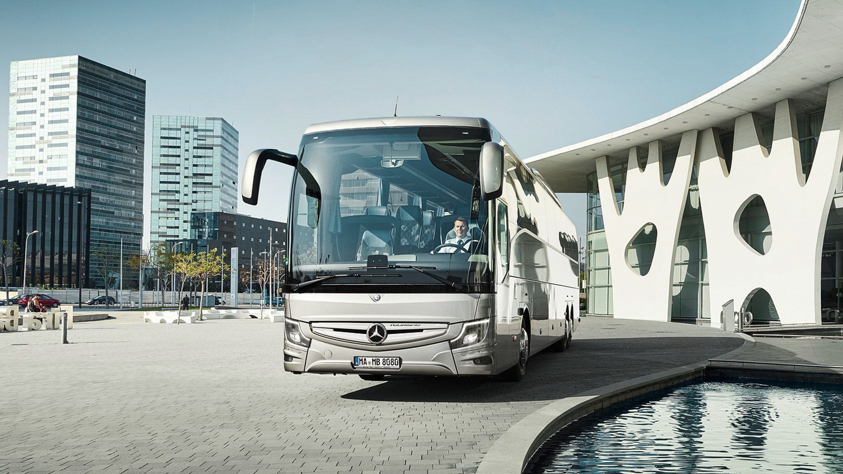 Bus rental in Madrid - Travel for Spain